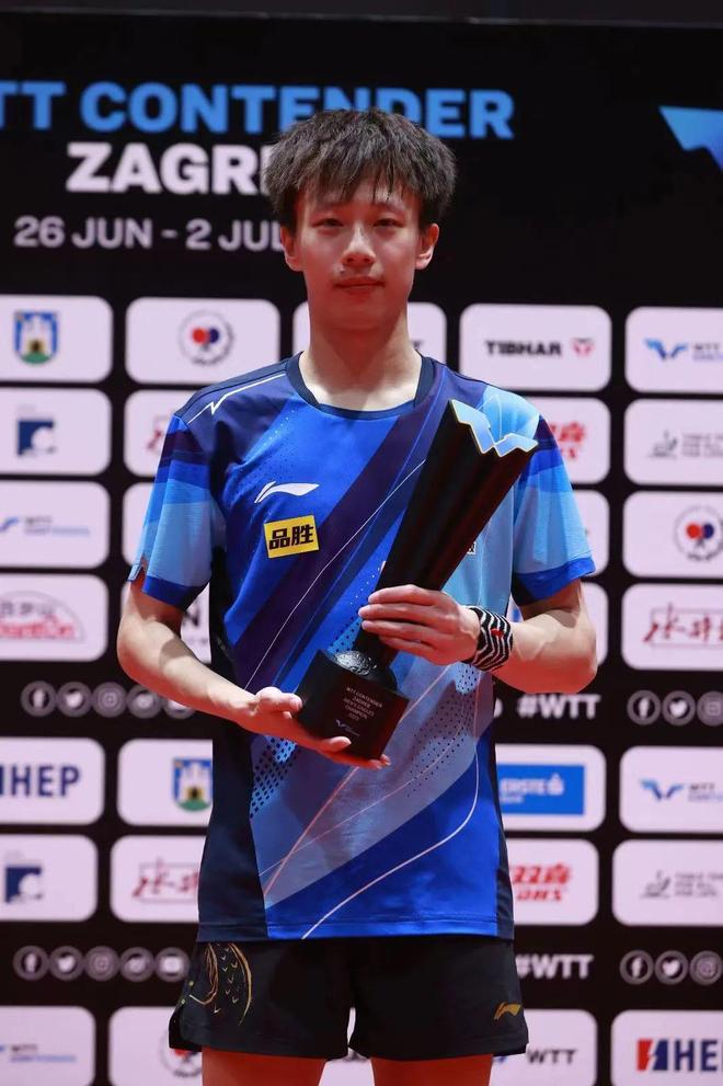 日本队绝杀英格兰队,林高远关键制胜 日本队绝杀英格兰队,林高远关键制胜