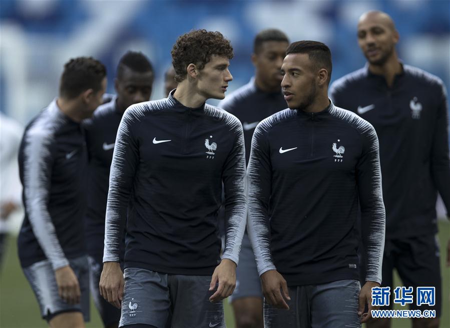 法国队轻取德国队,奥恰洛夫扛起全队 法国队轻取德国队,奥恰洛夫扛起全队