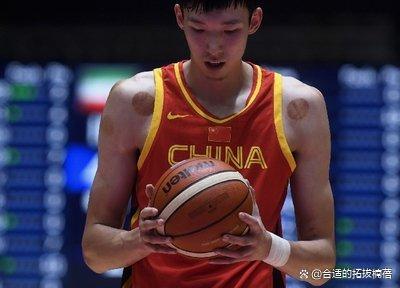 福建队鏖战深圳队，周琦关键制胜