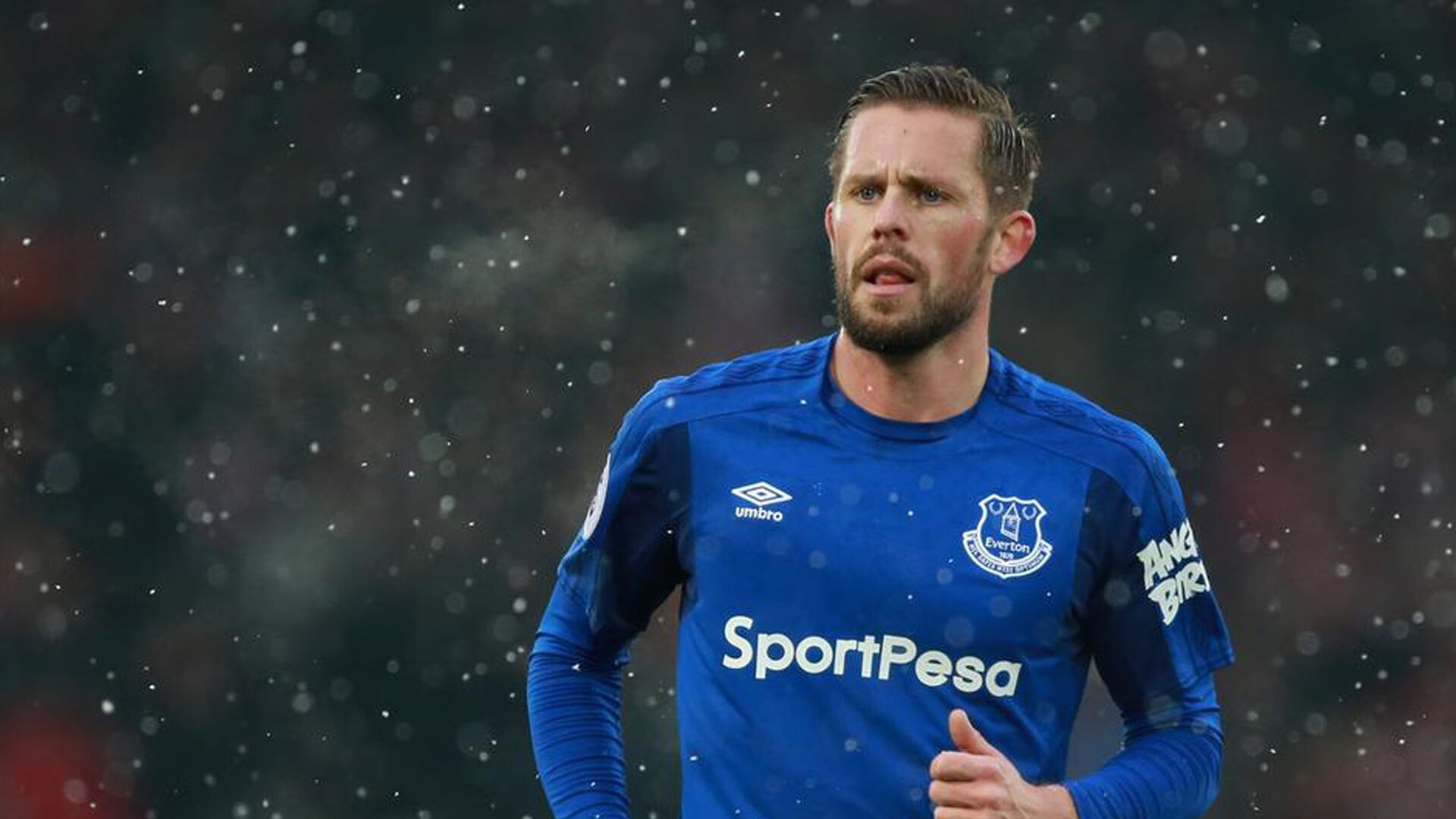 欧冠半决赛之夜,劳塔罗末节接管比赛