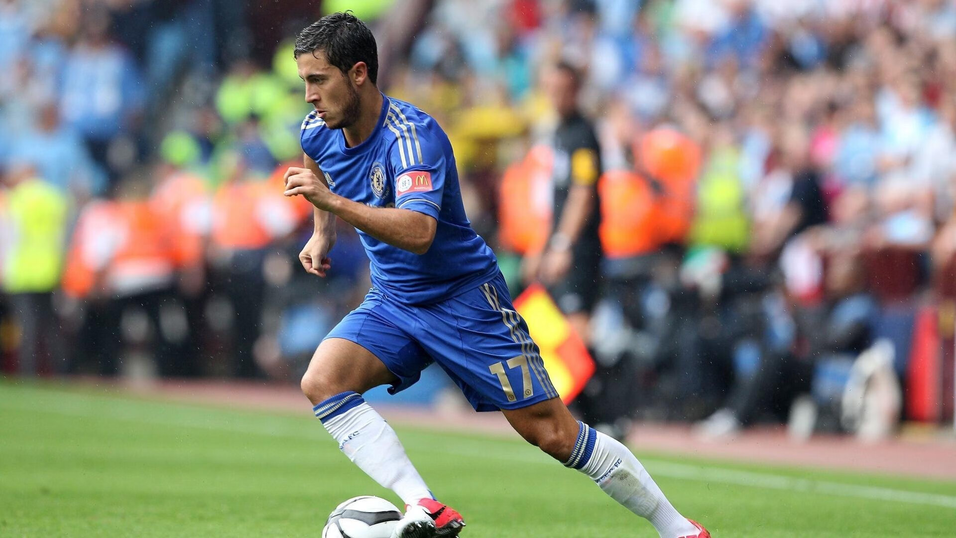 终结神话！安哥拉掀翻勒沃库森，楚阿梅尼一剑封喉改写历史