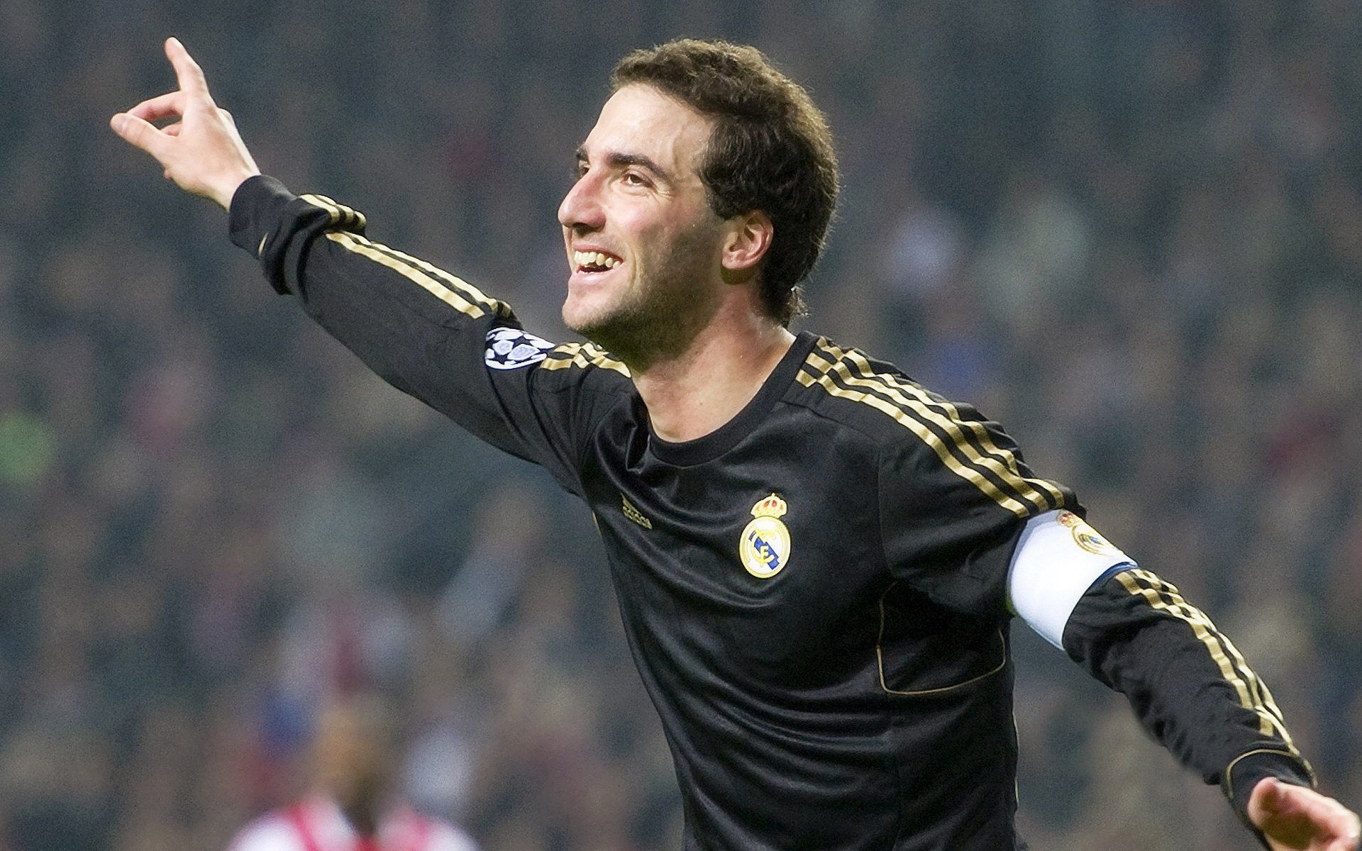 F1年度争冠焦点战，奇才力克骑士，维斯塔潘与勒克莱尔的终极对决