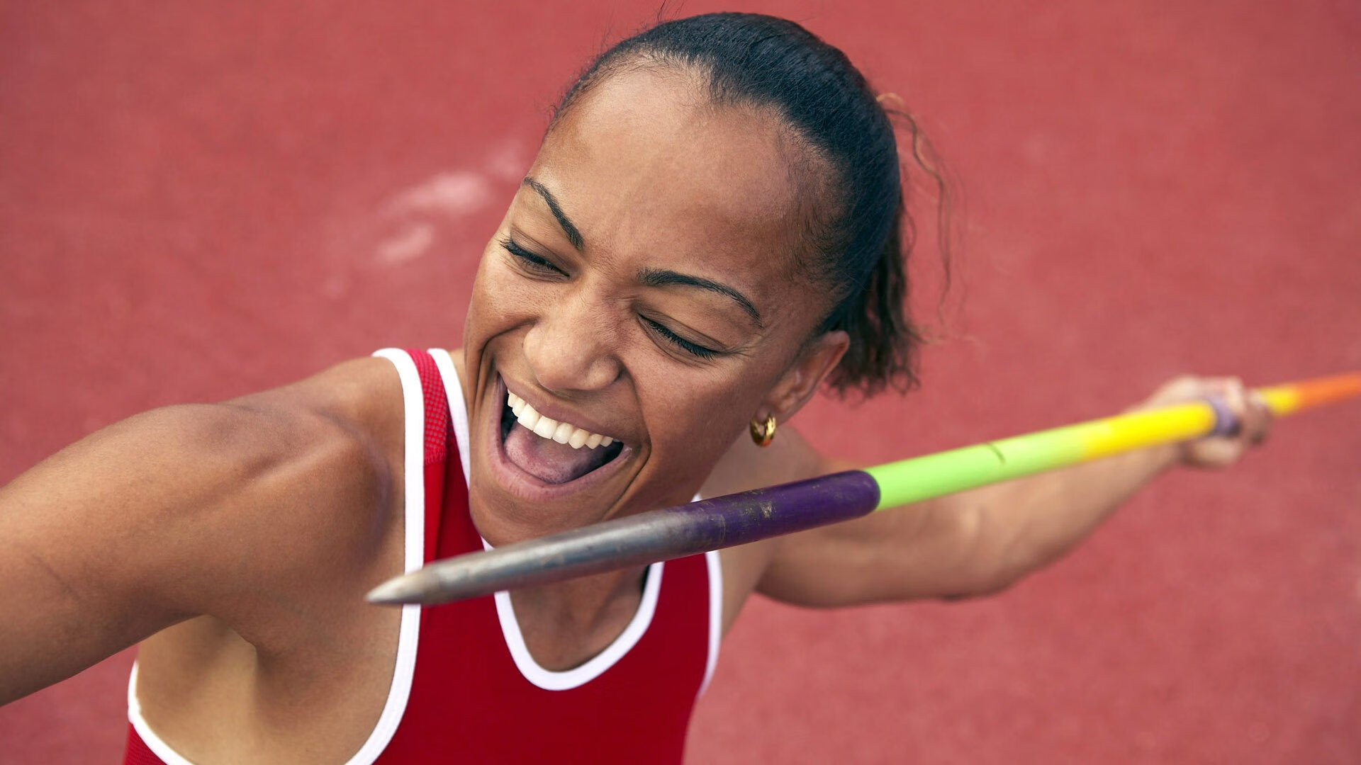 当奥地利队鏖战英格兰队，张本智和的统治力如何跨越运动边界？